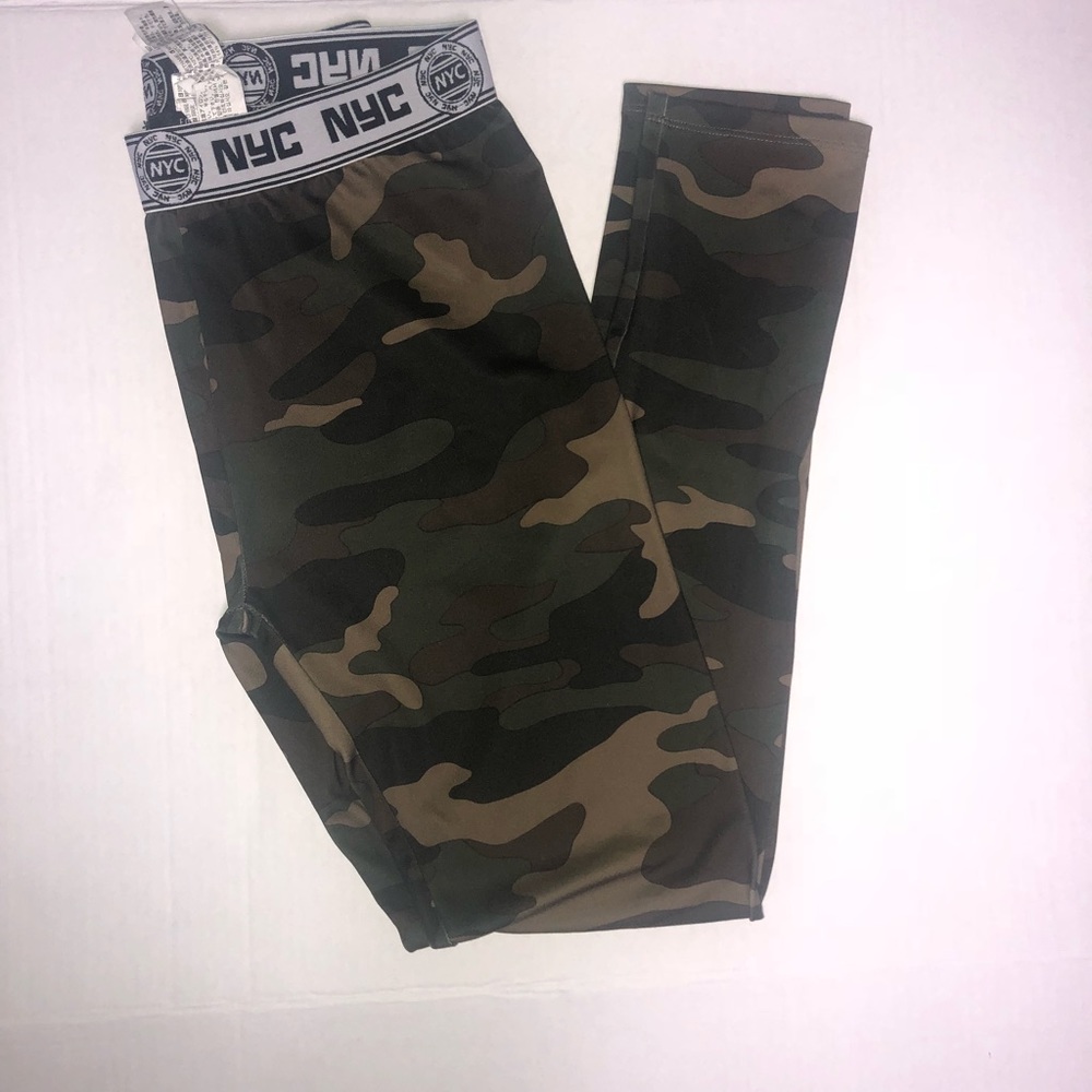 Forever 21 Camo Leggings